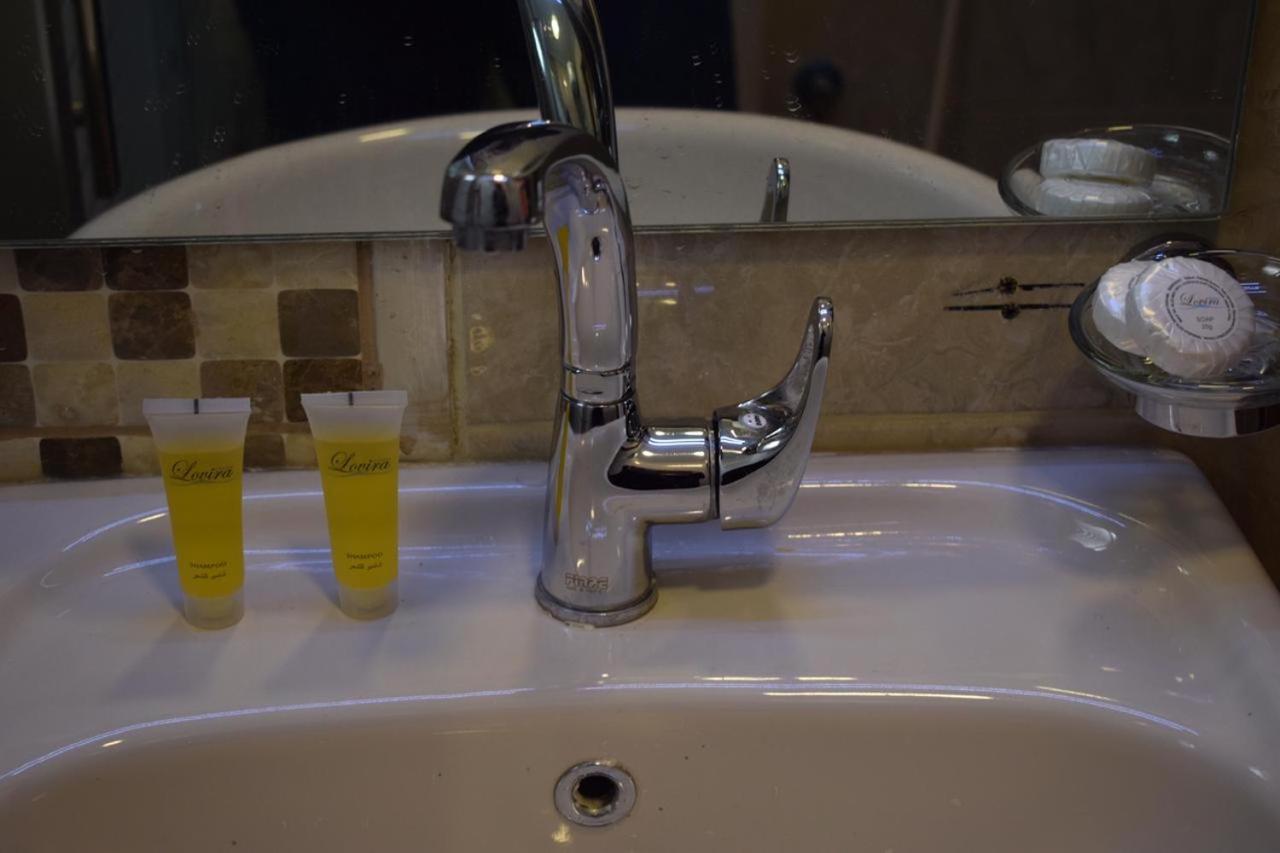 Baron Palace Hotel Suites Akaba Buitenkant foto